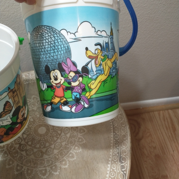 Rainforest Cafe Travel Bottle, 2Whirley Works Buckets,Alice in Wonderland Mug. - Picture 11 of 16